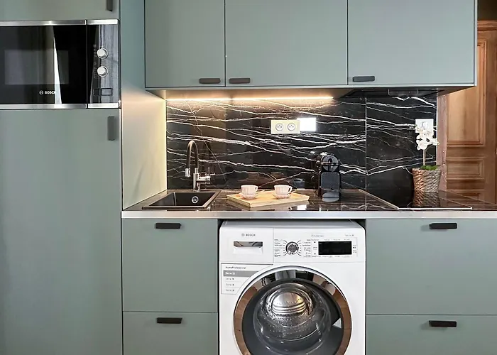 Apartment Opera - Prestige With Lift For 4 *