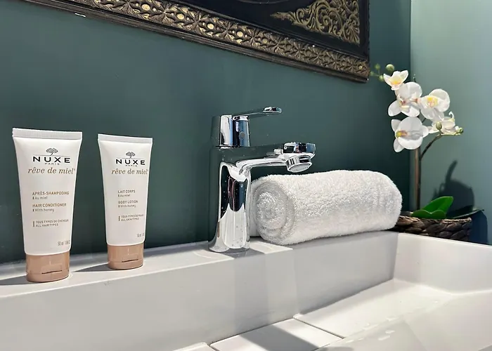 Opera - Prestige With Lift For 4