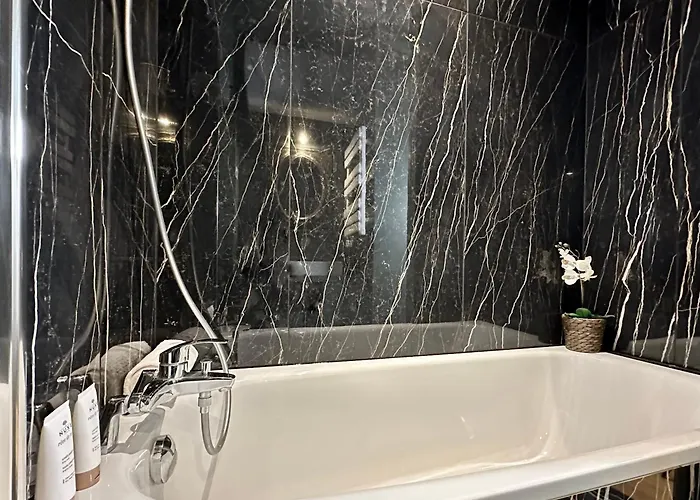 Opera - Prestige With Lift For 4 Apartment