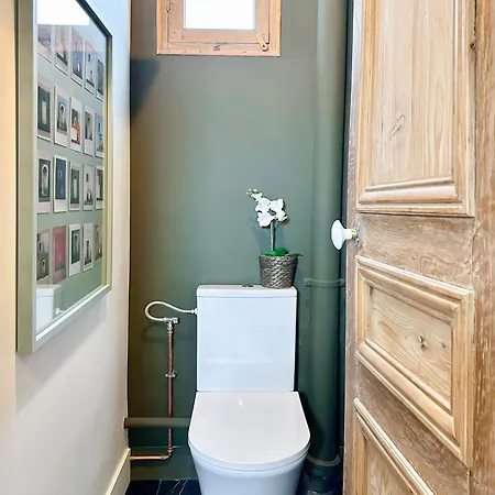 דירה Opera - Prestige With Lift For 4